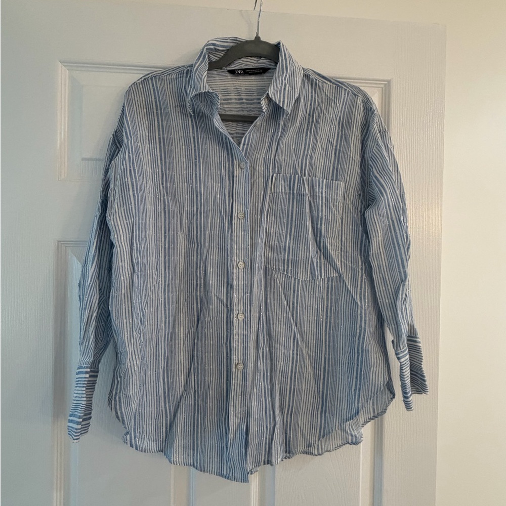 Zara women’s  Blue and White Striped blouse with metallic threads XS